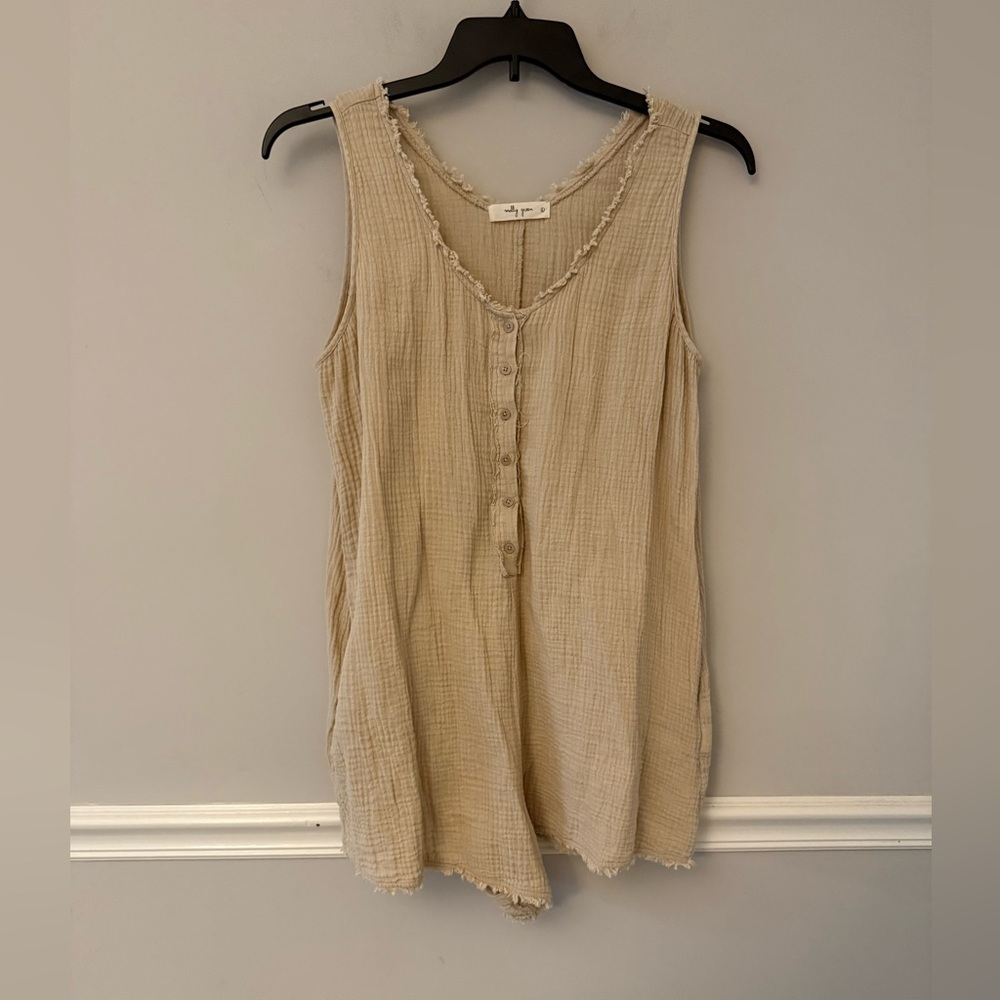 Molly Green cream tan gauze sleeveless romper. L